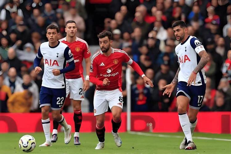 关于热刺险胜曼城，C罗梅开二度欧冠的信息