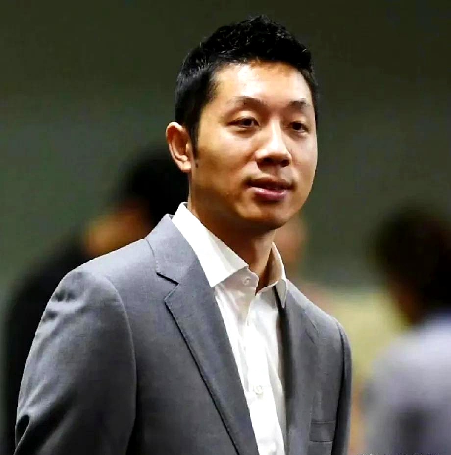 奥地利队鏖战韩国队，许昕惊艳四座